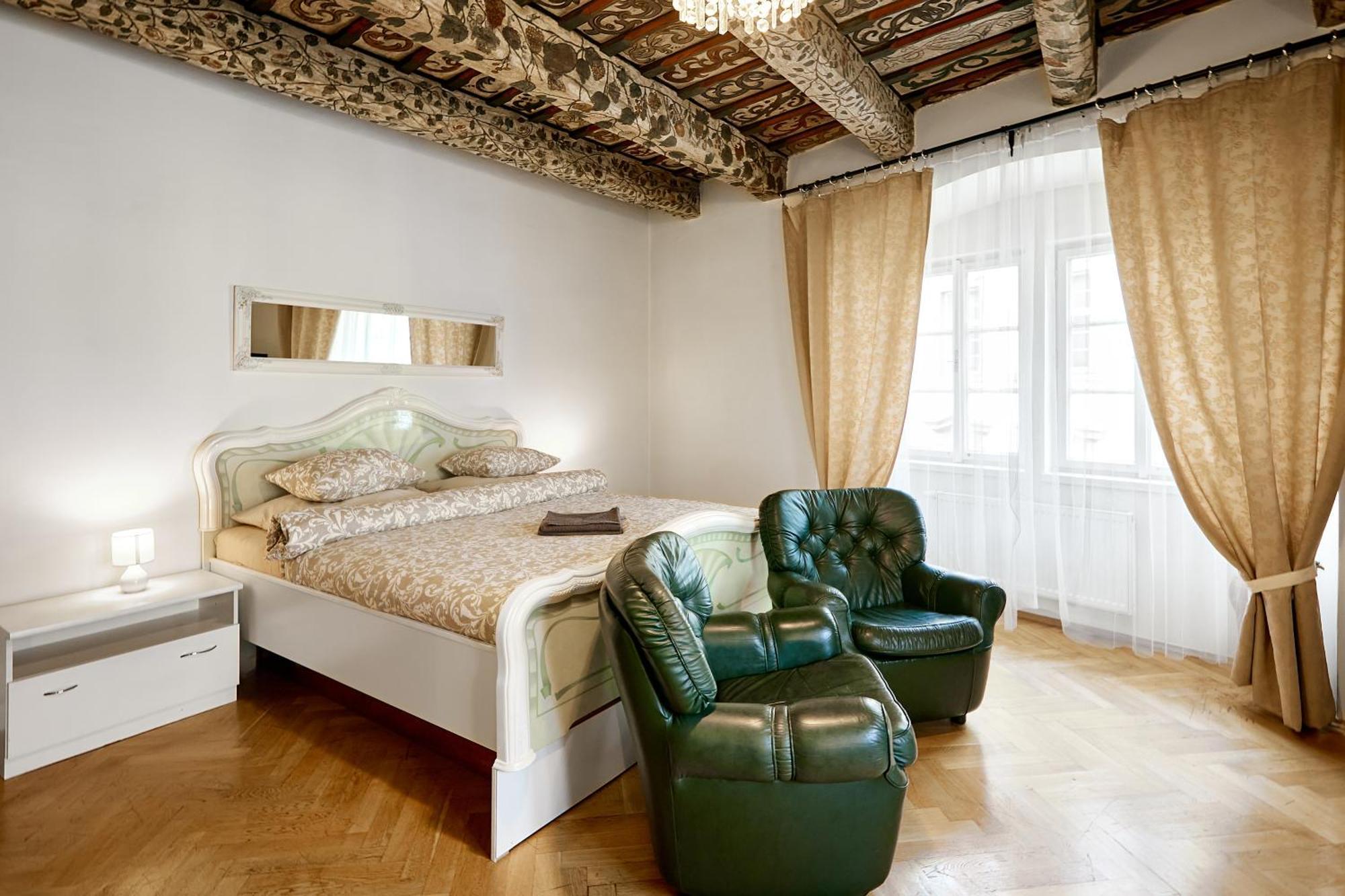 At The Blue Lion & Parking Assistance Apartment Prague Luaran gambar